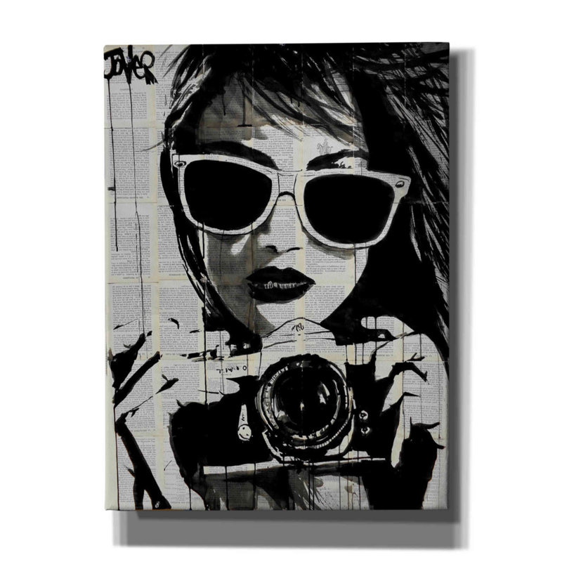 «Shoot» par Loui Jover, art mural sur toile, L 40 po x L 1,5 po x H 60 po