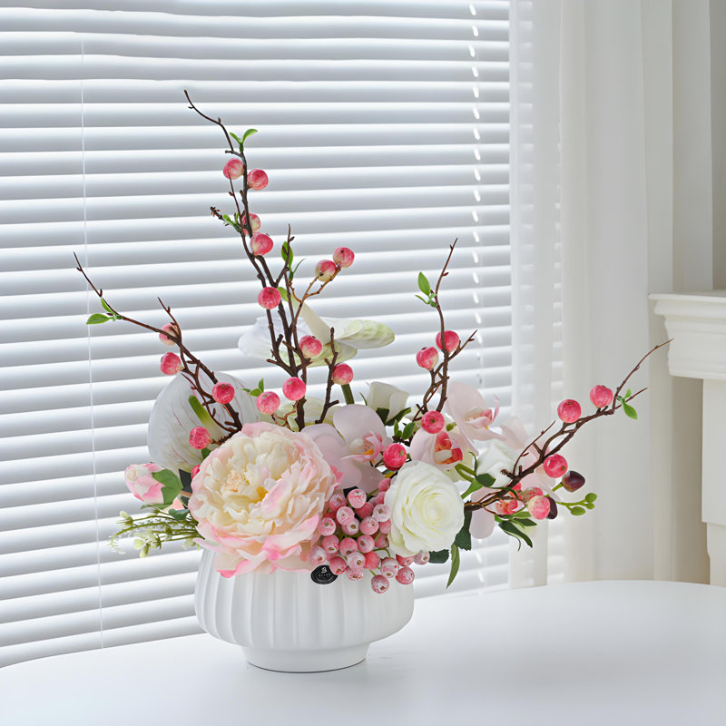 Ornements de fleurs simulées