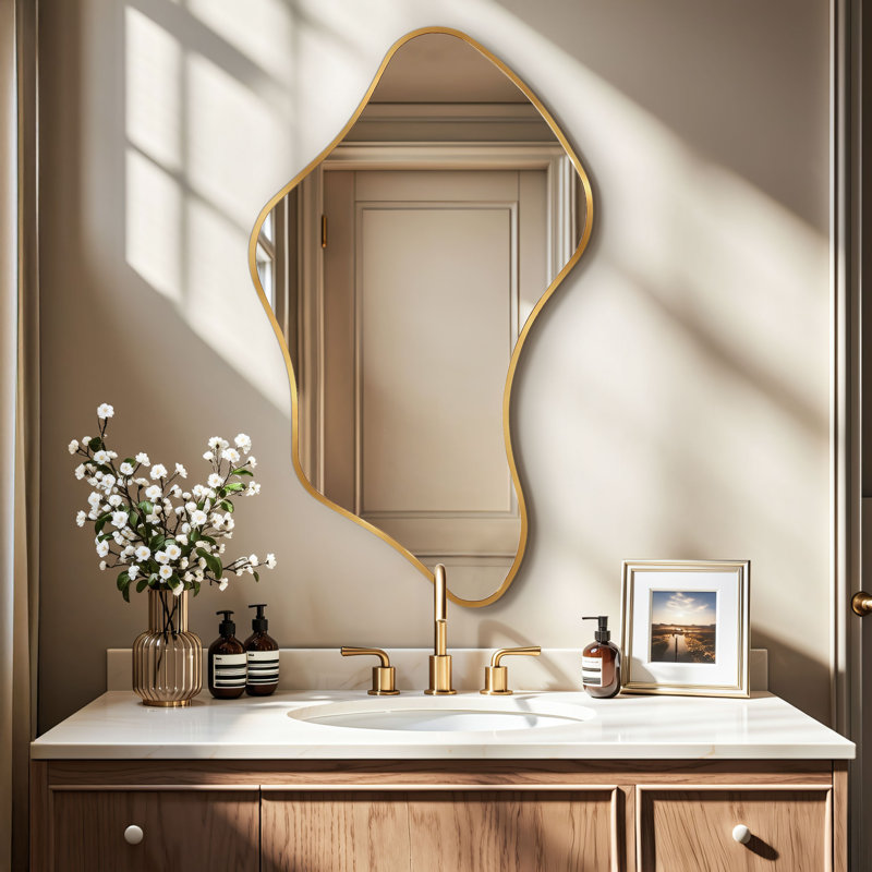 Miroir mural de luxe asymétrique, miroir de meuble-lavabo irrégulier avec cadre en aluminium, Doré, 40 po x 24 po