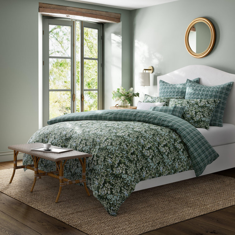 Laura Ashley Bramble Floral Green Standard Cotton Reversible Duvet Cover Set  & Reviews - Wayfair Canada