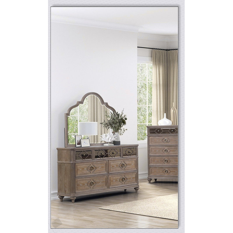 Commode simple 1 pièce simple avec placage de chêne rustique, bois massif, tiroirs à queue d'aronde à dossier anglais et panneau de miroir avant pour meubles de chambre à coucher