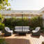 Parasol de patio à double face de 181 po de largeur avec lumières DEL solaires et base robuste-488481056