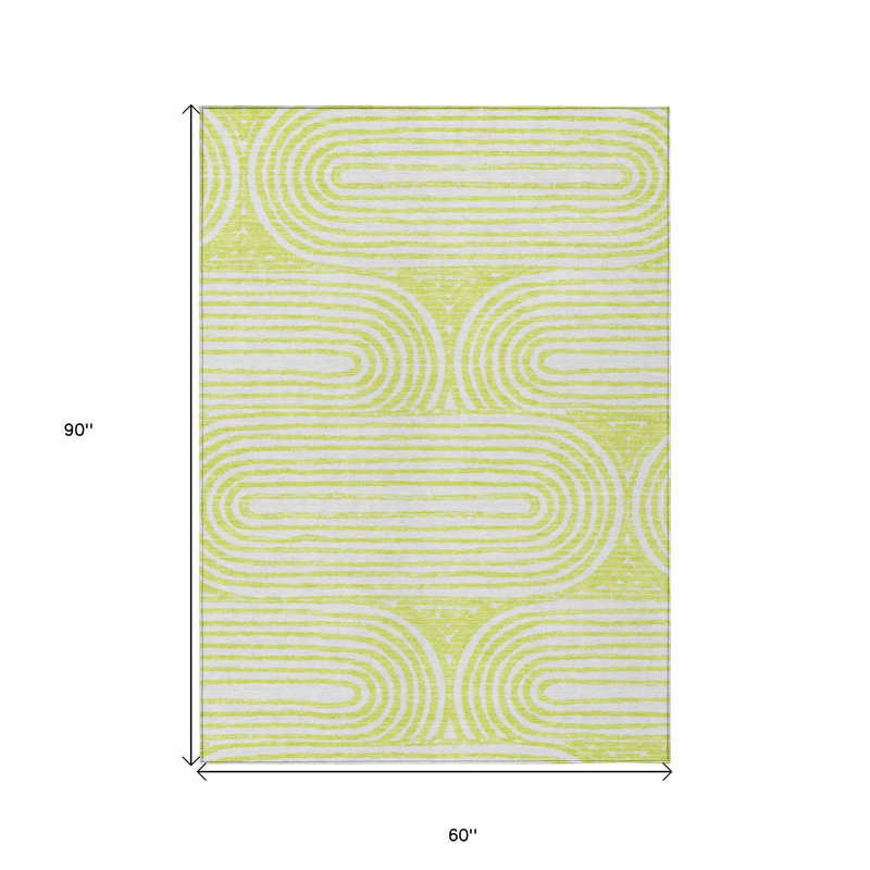 Tapis extérieur lavable abstrait vert et blanc HomeRoots 5 pi x 8 pi