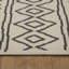 Tapis d'intérieur / extérieur à motif géométrique Tribu-633776346