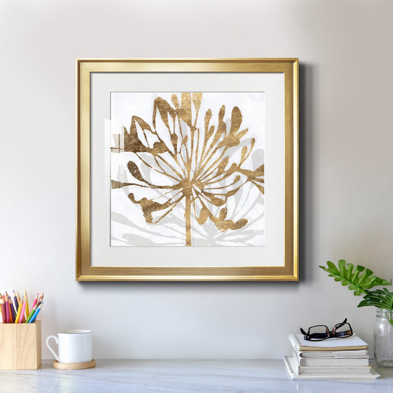 Golden Gilt Bloom II - reproduction encadrée de qualité supérieure - prête à être accrochée, H 26,5 po x l 26,5 po, Doré