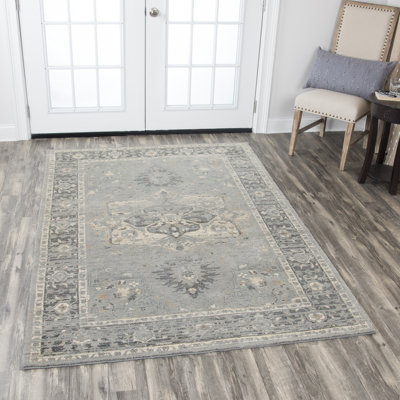 Esmeyer Wool Oriental Indoor Rug