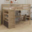 Lit mezzanine en bois avec garde-robe intégré, bureau, tablettes de rangement et tiroirs