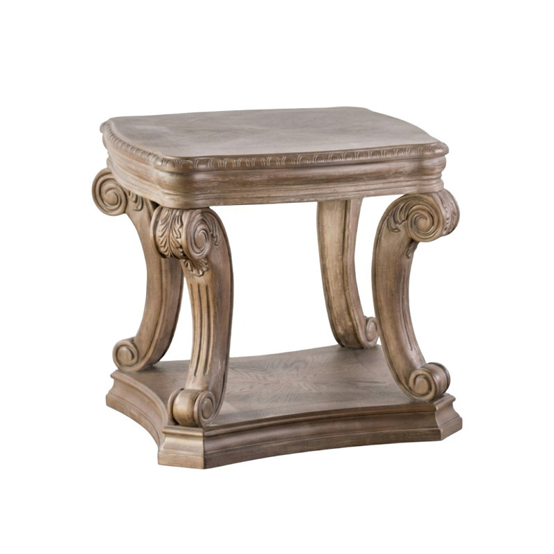 Melicent 26 po Table de bout carrée en chêne patiné avec tablette inférieure ouverte