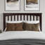 Lit plateforme en bois massif avec pied de lit assorti Aritra-1037596924-1037596925