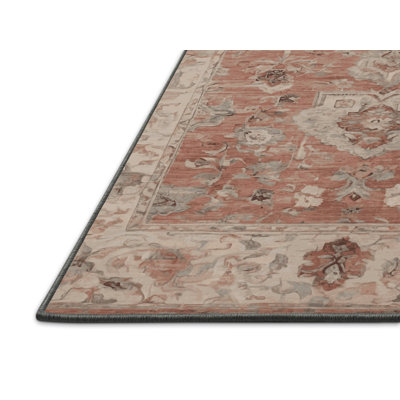 Tapis gris soyeux et moelleux
