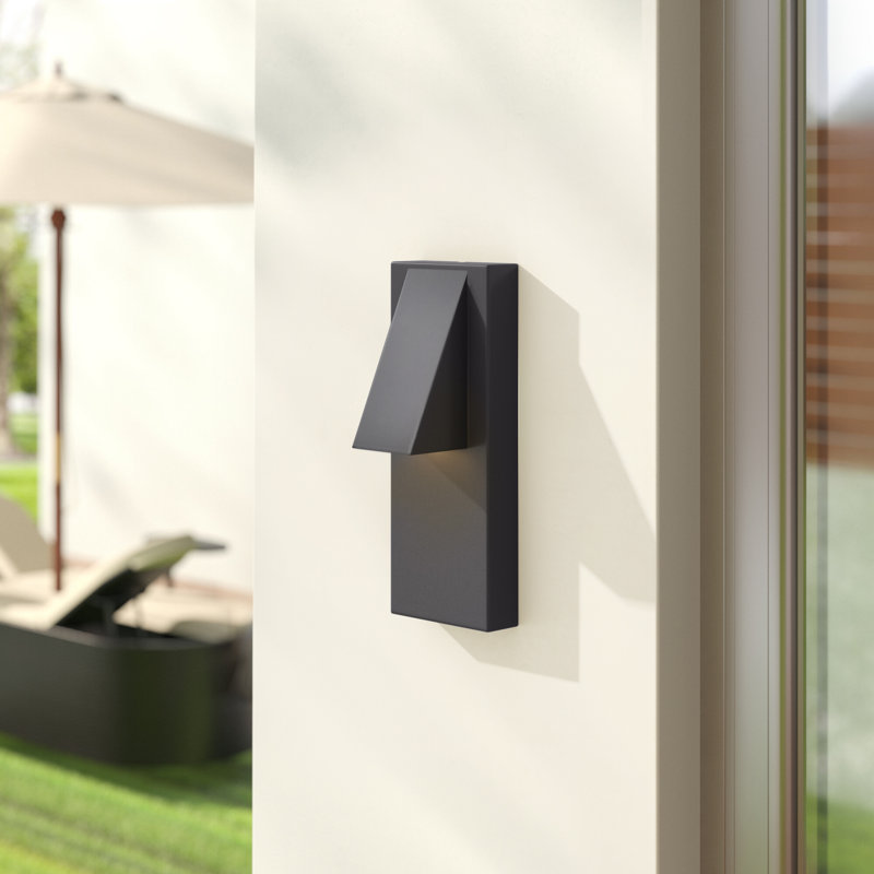 Dale LED Wall Light, Black