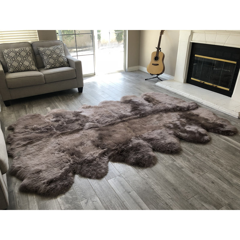 Amaranta Performance Sheepskin Indoor Rug, Novelty 5'5" x 9'2"