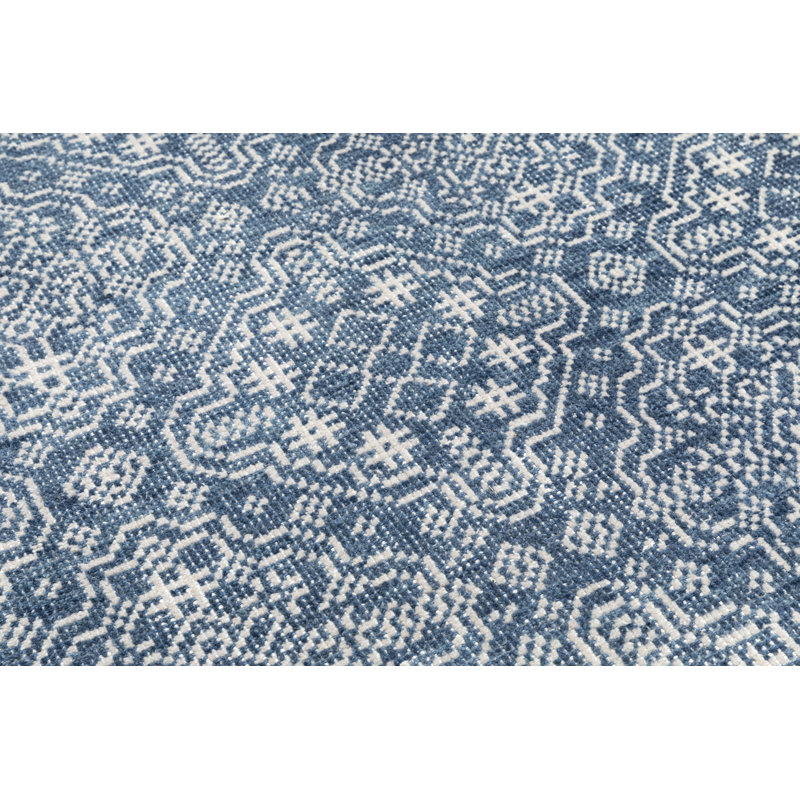 Bovina Geometric Area Rug in Navy/White, Rectangle 5' x 8'