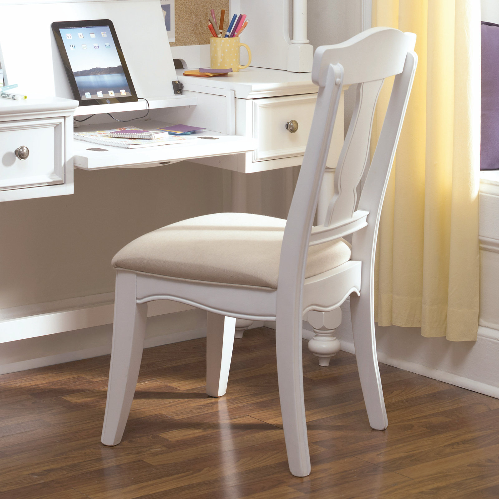 Madison Aston Kids Chair
