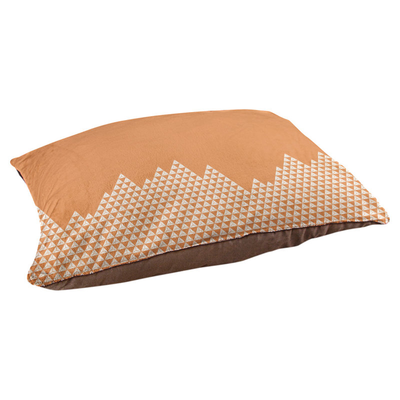 Coussin mountain dog Byrge, Très grand (l 52 po x P 42 po x H 17 po), Orange et gris
