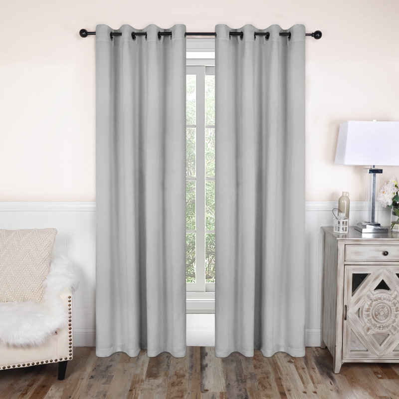Paire de rideaux obscurcissant avec œillets Millendon, L 52 po x L 108 po, Cappuccino
