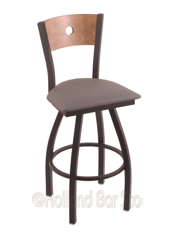 Tabouret pivotant Voltaire, Chêne naturel, Noir froissé, Siège en vinyle noir / dossier moyen en érable