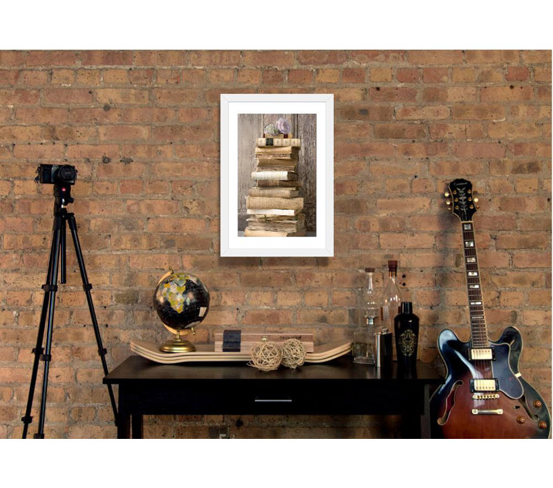 Reproduction de photo "books i" par symposium, H 24 po x l 16 po x P 1 po, Cadre blanc