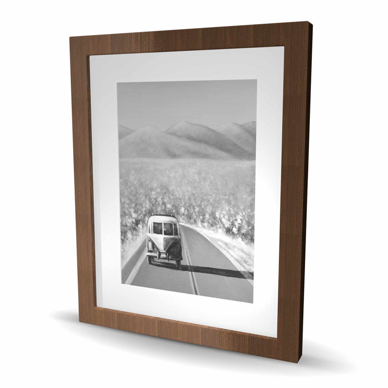 Car on the Road - Reproduction encadrée monochrome pour la décoration intérieure