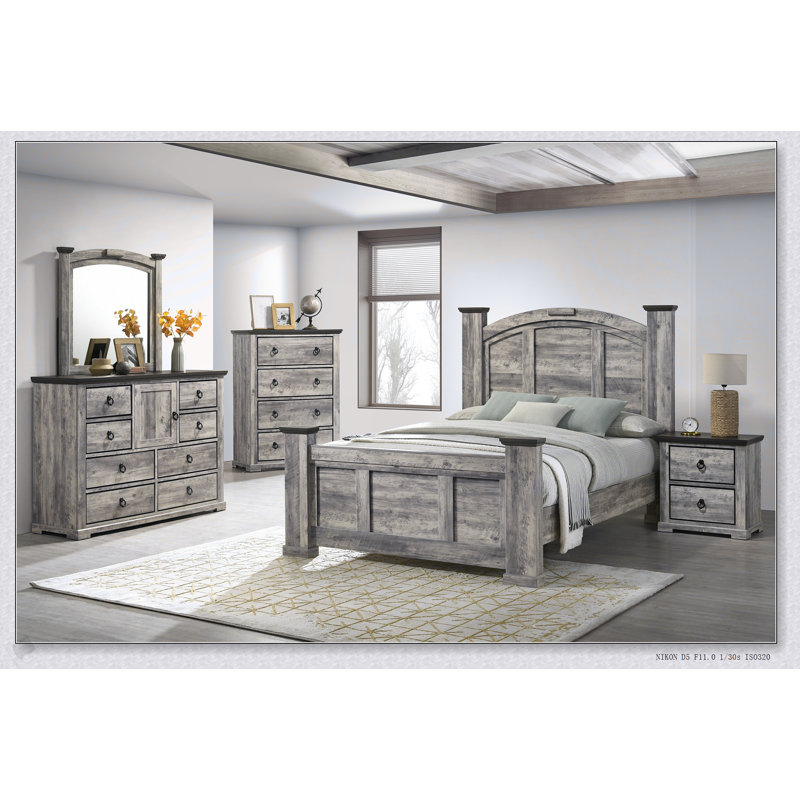Commode contemporaine à quatre tiroirs avec deux poignées en métal pour le rangement de la chambre à coucher
