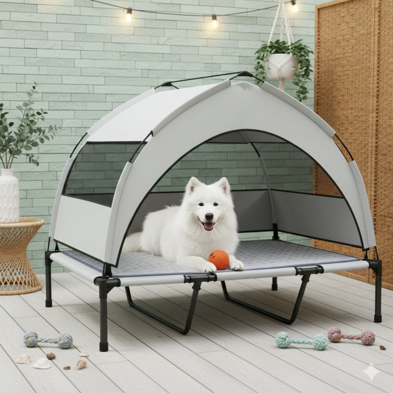 Lit de repos portatif surélevé pour animaux de compagnie, conçu pour une utilisation extérieure.