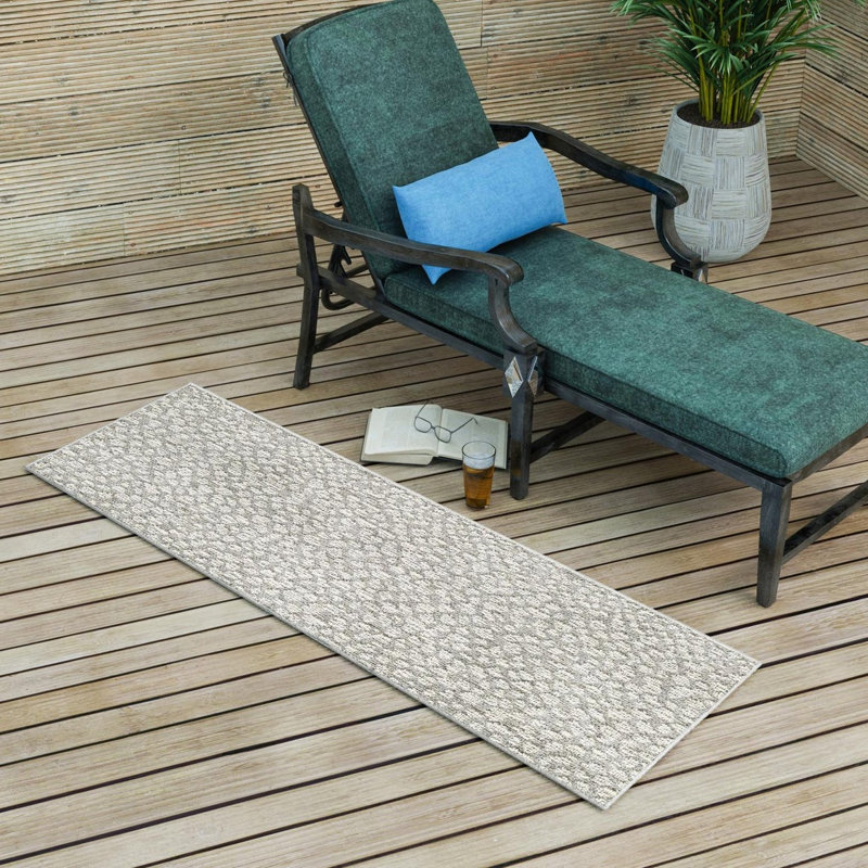 Gurjot Indoor/Outdoor Area Rug, Runner 2'7" x 12'