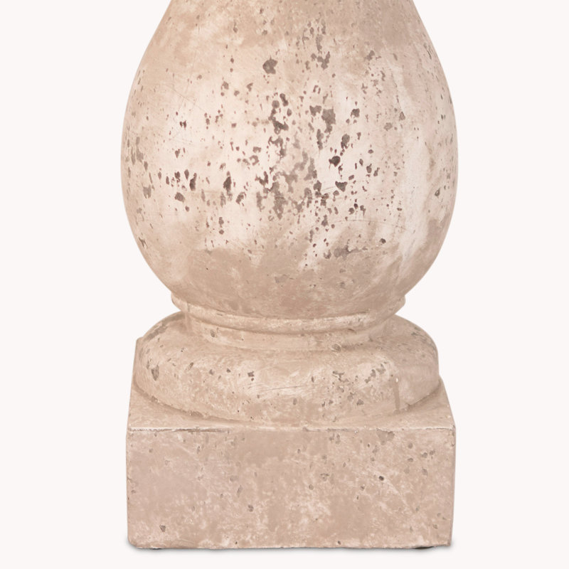 Griego Concrete Table Lamp