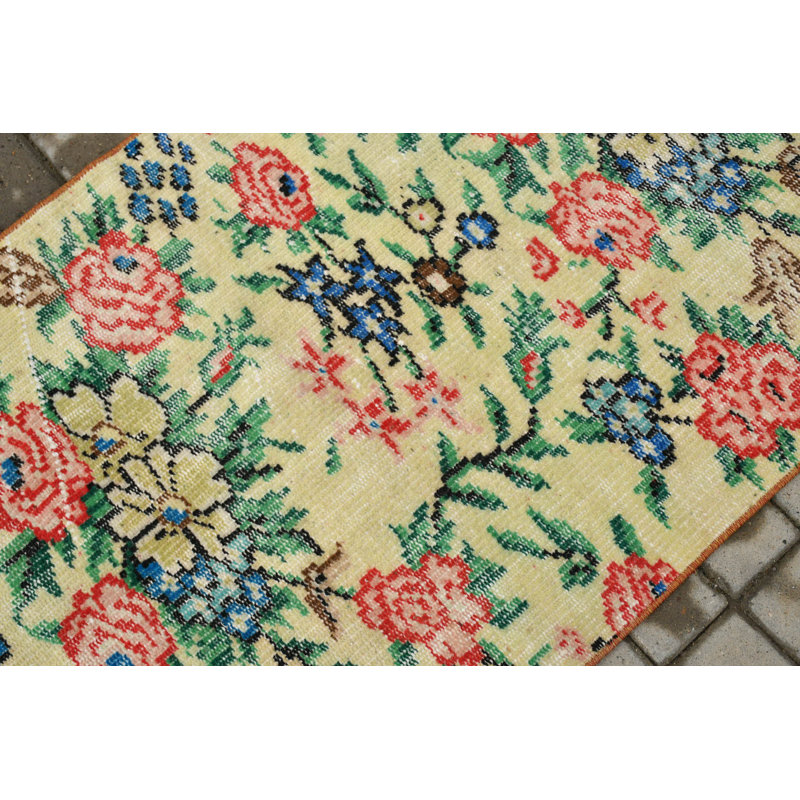 Tapis turc vintage fait à la main avec un motif botanique parfait pour le hall d'entrée ou le salon