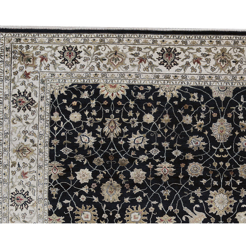 Tapis noir et beige noué à la main de haute qualité