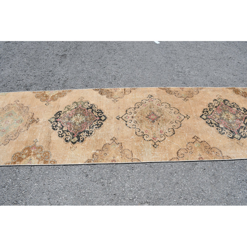 Tapis de couloir turc vintage dans un ton de cuivre avec un design oriental, fabriqué à la main et brun / beige biologique