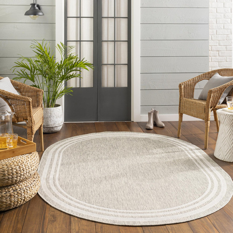 Tapis d'intérieur / extérieur à tissage mécanique Nola, Ovale 6 pi 7 po x 9 pi