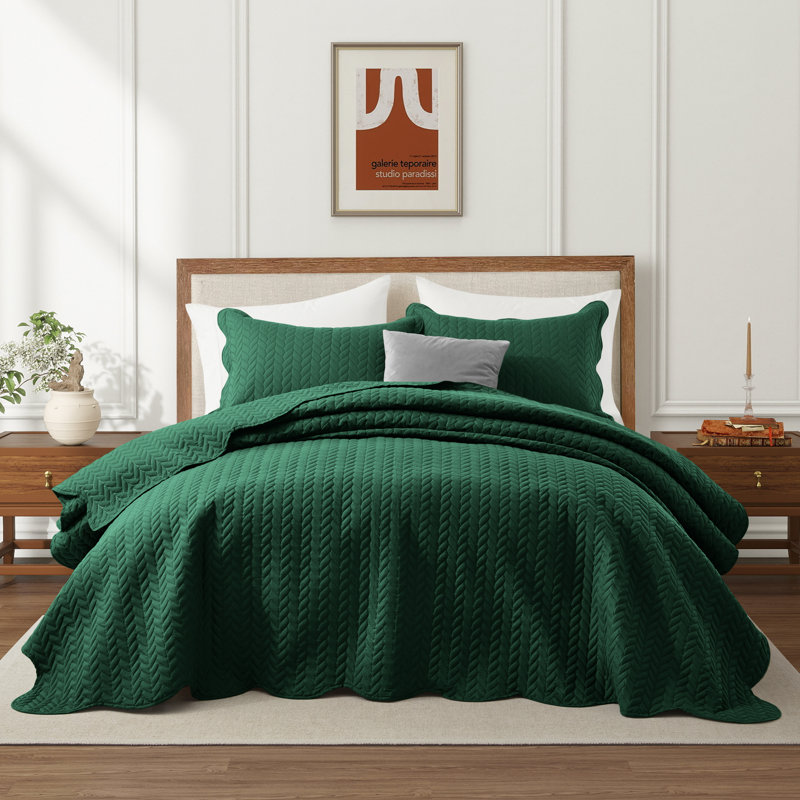 Lightweight Pre washed California King Bedspread Set | Soft Microfiber Quilt Set| Hotel-Quality Finish, Emerald