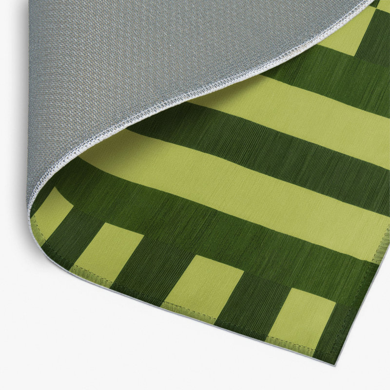 Tapis d'intérieur et d'extérieur à carreaux vert, Rectangulaire 8 pi x 10 pi