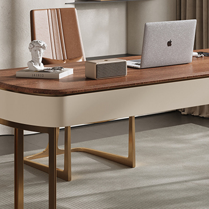 Bureau minimaliste et sophistiqué, H 29,52 po x l 70,86 po x P 23,62 po
