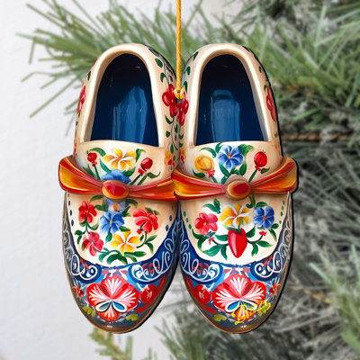 Ornements décoratifs en bois de chaussures danoises par G. Debrekht