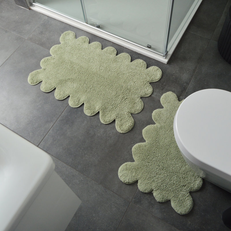 Two Piece Scalloped Bath Mat Set, Green