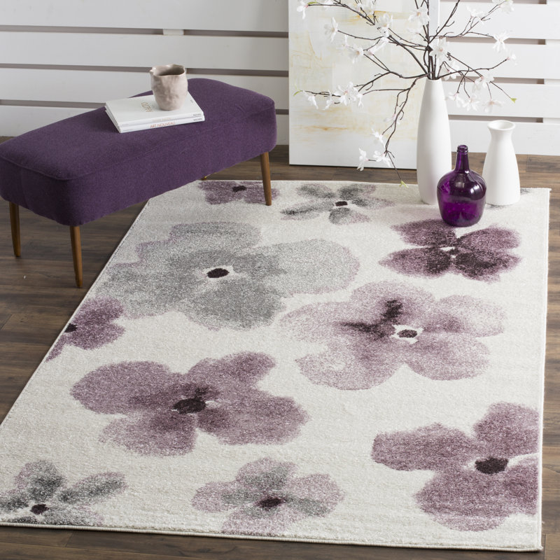 Hanrahan Floral Area Rug, Rectangle 155 x 229 cm