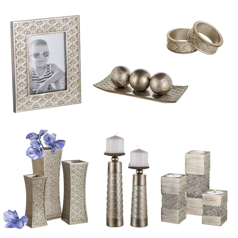 Silver Geometric Patterned Tealight Candle Holder Set