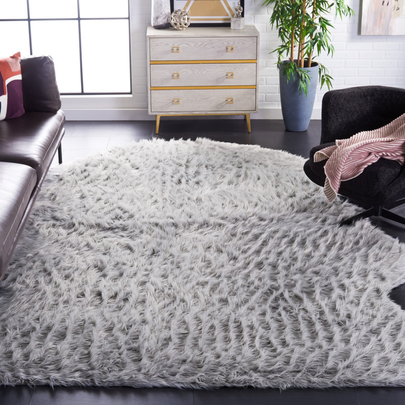 Tapis gris clair Brennan, Rectangle 8 pi x 10 pi