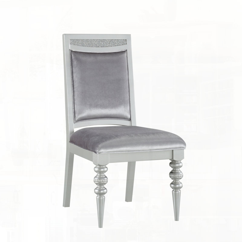 Ensemble de chaises d'appoint avec siège tablier en bois et pieds tournés pour un charme classique