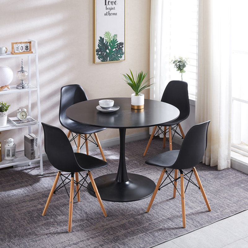 5 Pieces Table And Chair