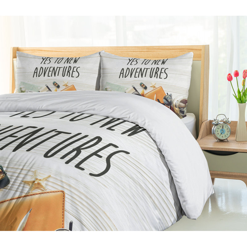 Adventure King Size Multicolor Microfiber Duvet Cover Set