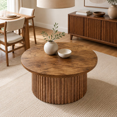 Table basse ronde de style champêtre avec plateau en bois et piètement en métal