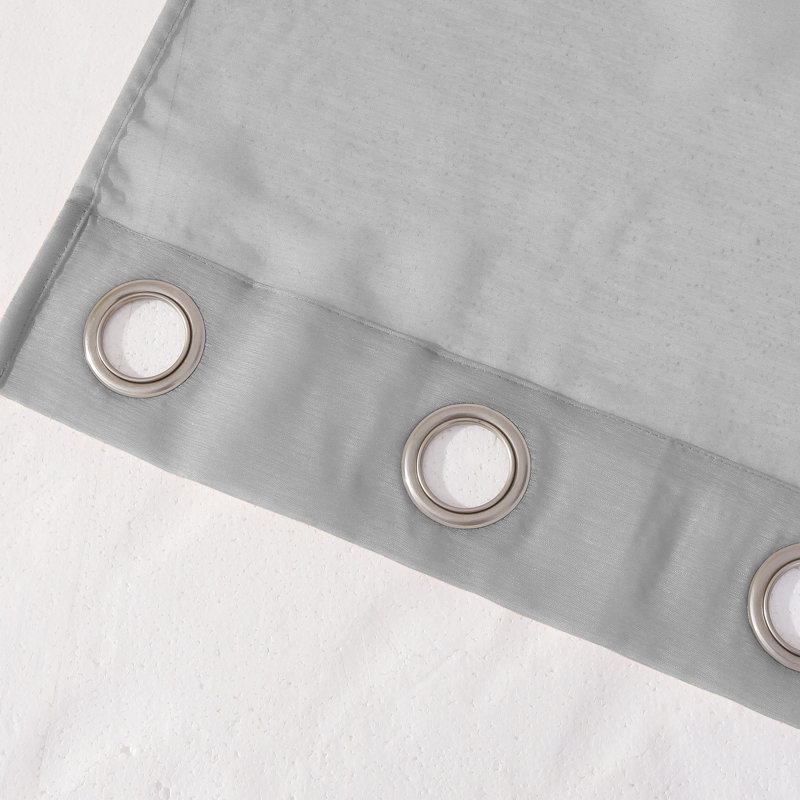 Paire de rideaux semi-transparents avec œillets Sirmans, argent