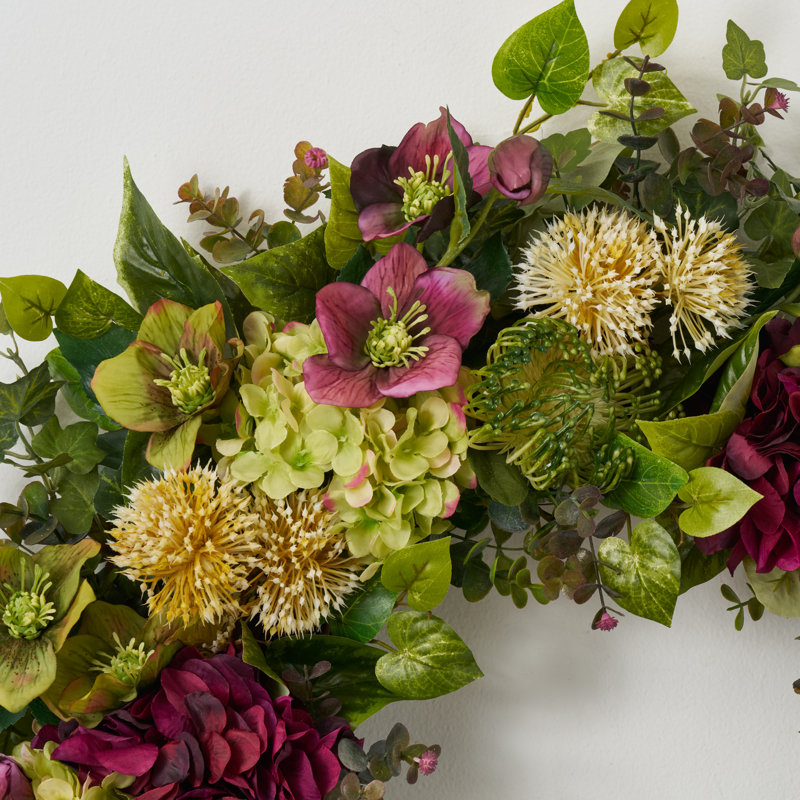 Couronne en soie orchidée et protea, H 30 po x l 30 po x P 6 po