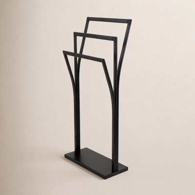 Edenscape Pedestal Y-Style Free Standing Towel Stand