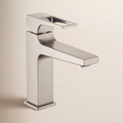 Metropol Low-Flow Single-Hole Faucet with Drain