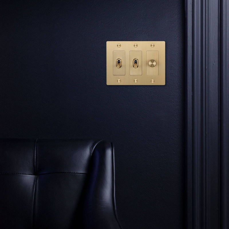 3G Plate / Logo, Brass