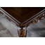 Table basse élégante de style traditionnel rectangulaire avec motif sculpté et pieds en cabriole, finition cerisier foncé