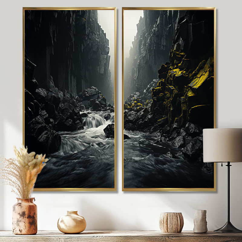 Chute d'eau dynamique - 2 panneaux muraux traditionnels gris, 40" H x 40" W, Impression encadrée flottante, Gold
